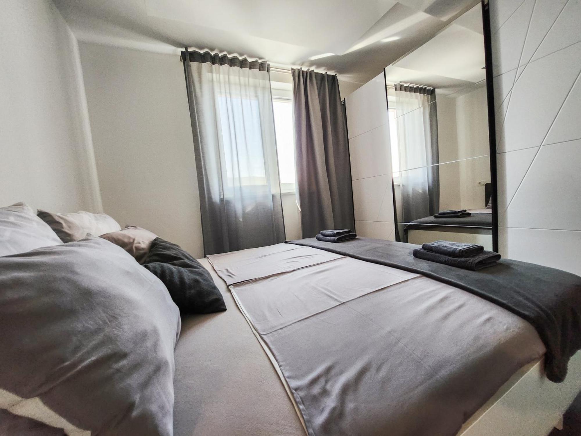 Villa Capris Apartments Κόπερ Εξωτερικό φωτογραφία
